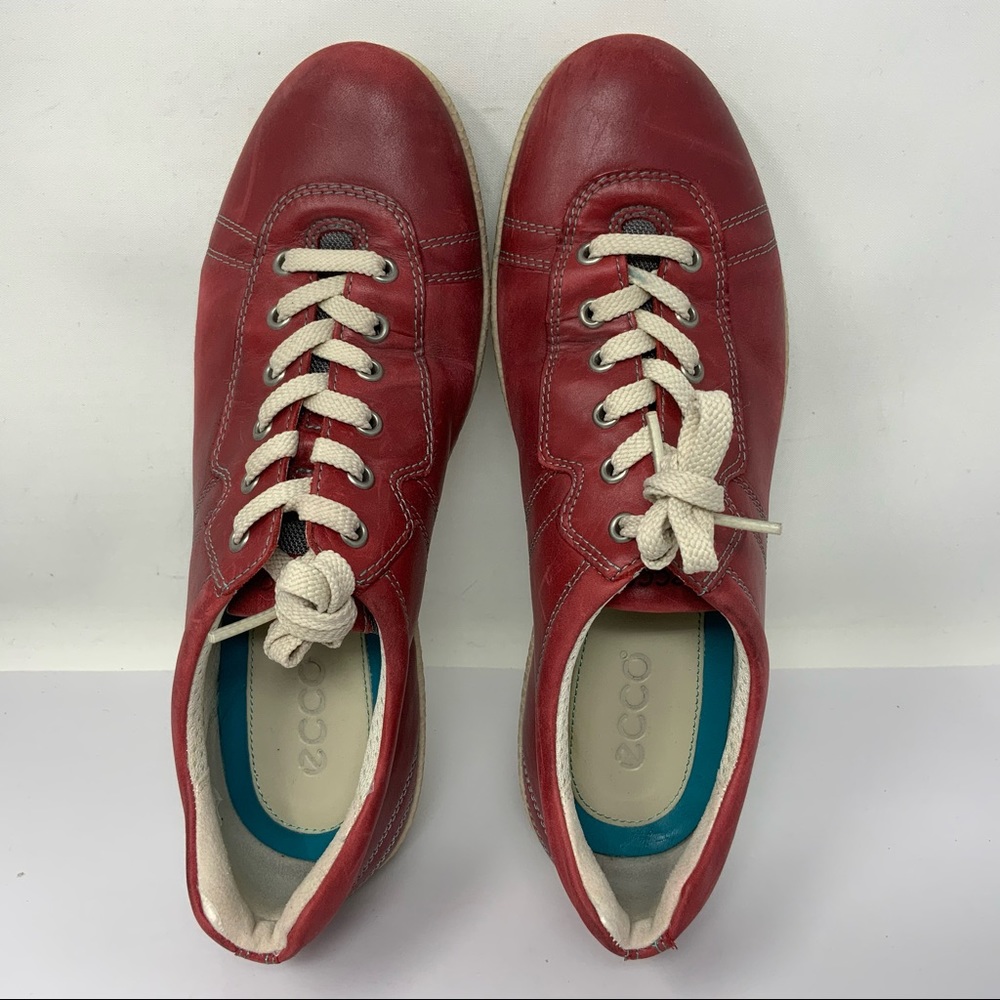 ECCO Women’s Shoes. Size 39. Red.